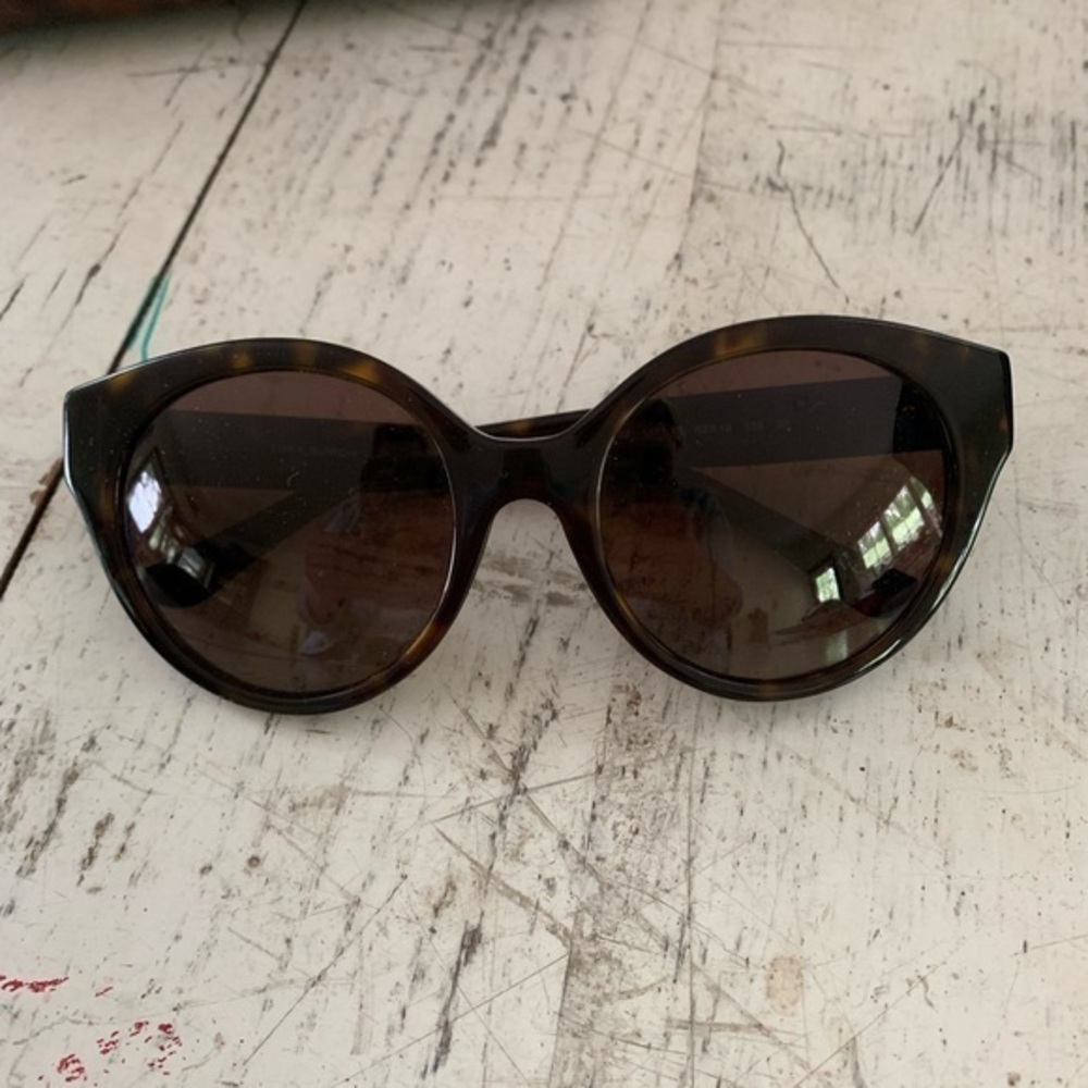 Tory Burch Sunglasses TY7087 Tortoise Gold - Picture 8 of 9